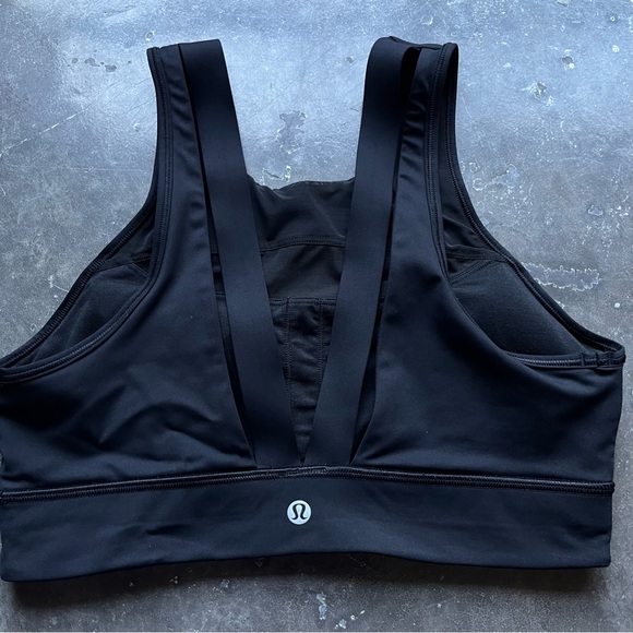 Lululemon Run The Day Bra
Black - Picture 4 of 12